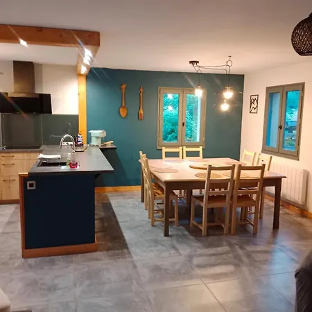 بيت للعطل Loncas